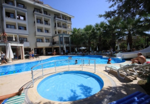 Hera Beach Hotel 3*
