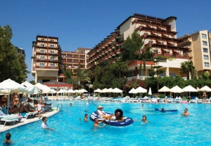Holiday Park Resort 5*