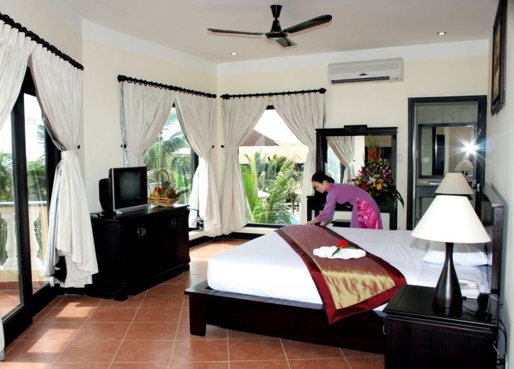 Sea Lion Beach Resort & Spa 4*