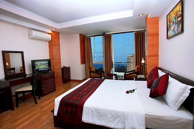 Kim Hoang Long Hotel 2*