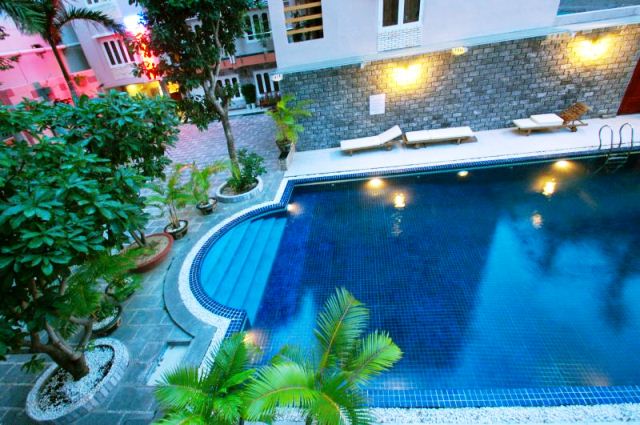 Luxury Nha Trang 3*
