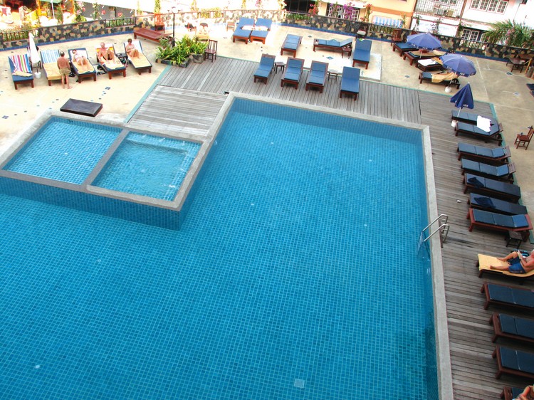 Jomtien Thani Hotel 3*