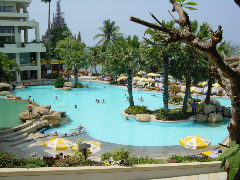 Garden Sea View 4*