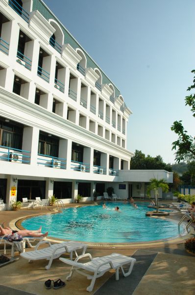 Camelot Hotel 3*