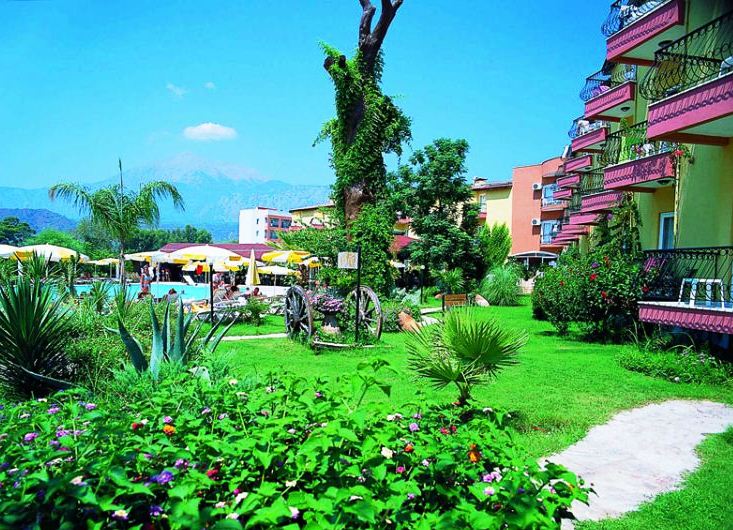 Sunland Beach Resort 3*