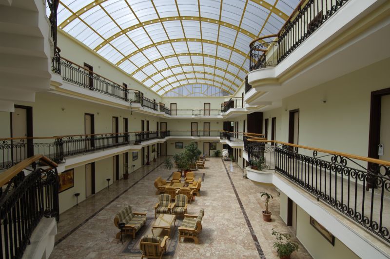 Rose Hotel 3*