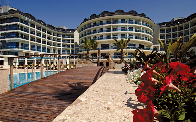 Commodore Elite Suites & Spa 5*