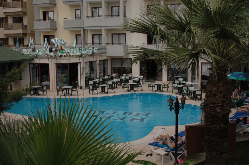 Hera Beach Hotel 3*