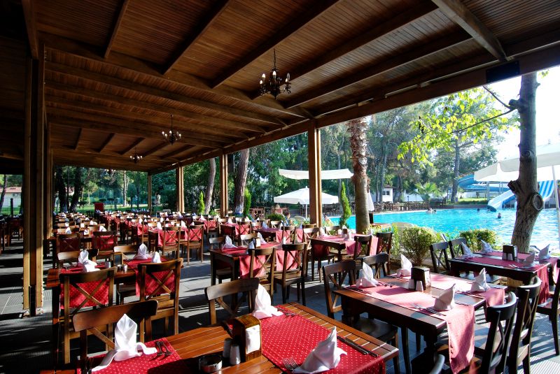 Maya World Hotel 3*