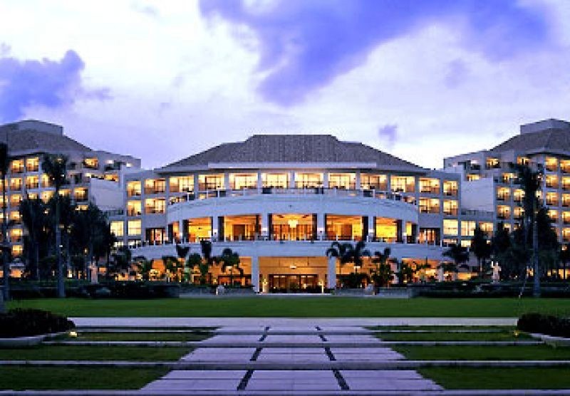 Sanya Marriott Resort & Spa 5*
