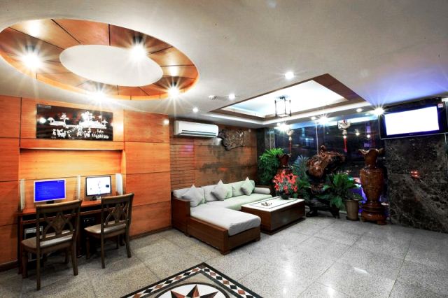 Kim Hoang Long Hotel 2*