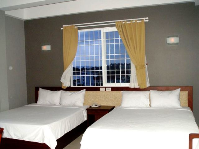 Ocean Bay Hotel 2*