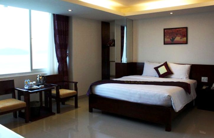 Majestic Hotel 3*