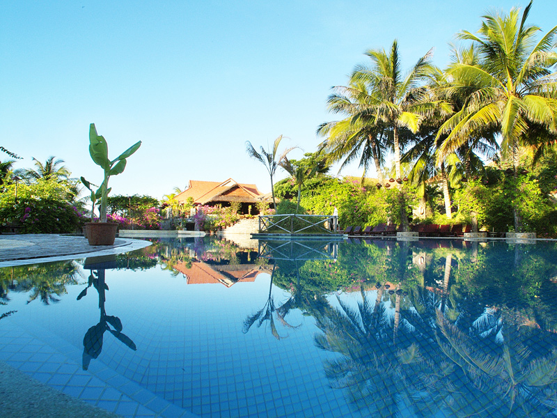 Victoria Phantheit Beach Resort and Spa 4*