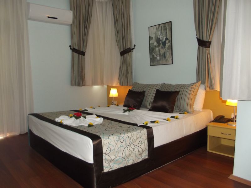 Ege Montana Hotel 3*