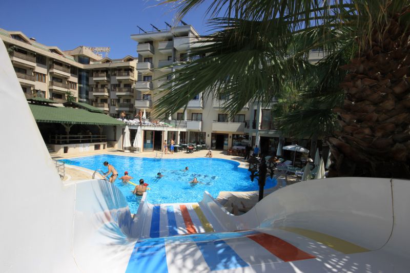 Hera Beach Hotel 3*