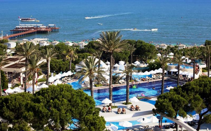 Limak Atlantis De Luxe Hotel & Resort 5*