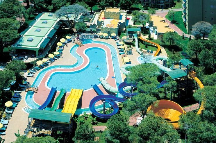 Maritim Pine Beach Resort 5*
