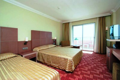 Holiday Garden Resort 5*