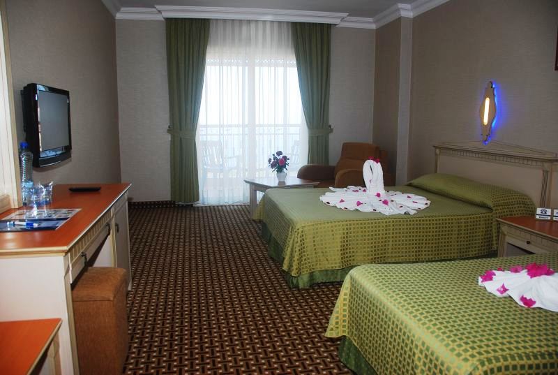 Holiday Park Resort 5*