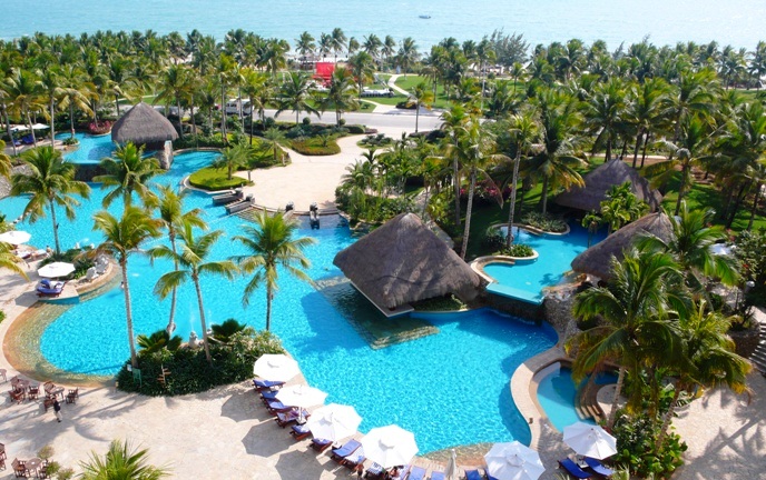 Holiday Inn Yalong Bay 5*