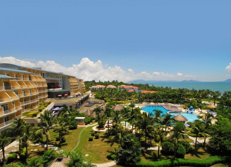 Days Hotel & Suites Sanya Resort 5*