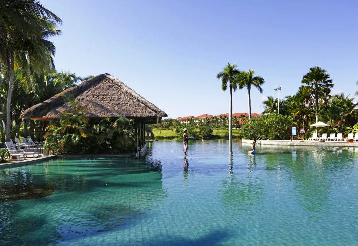 Pearl River Nantian Hotspring Resort 5*