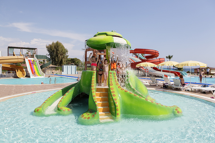 Club Turtas Beach Hotel 4*