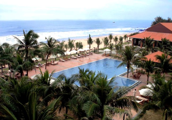 Sea Lion Beach Resort & Spa 4*