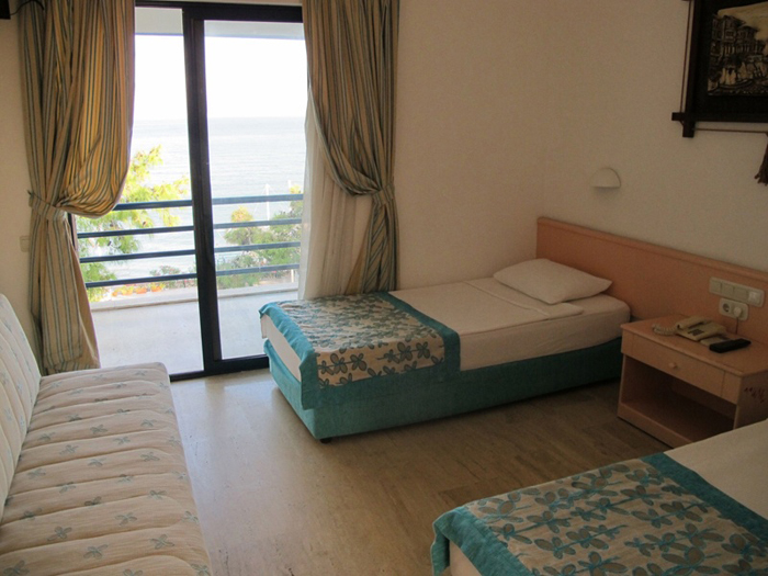 Club hotel Rama 3*+