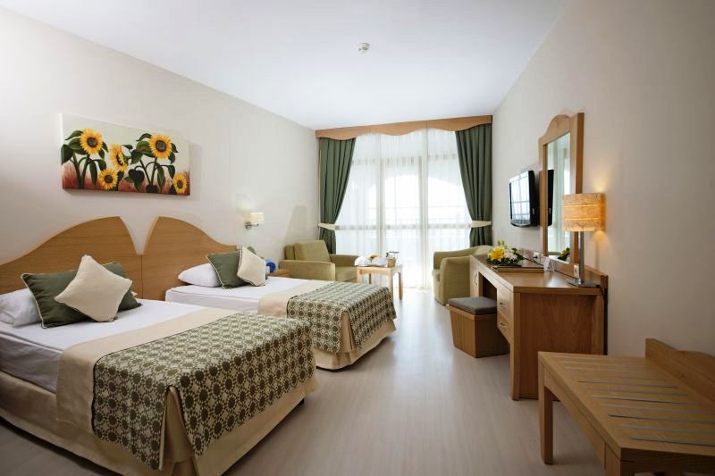 Limak Arcadia Golf & Sport Resort 5*