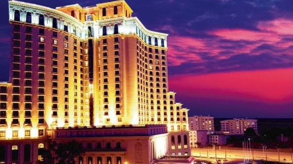 Baohong Hotel Sanya 4*